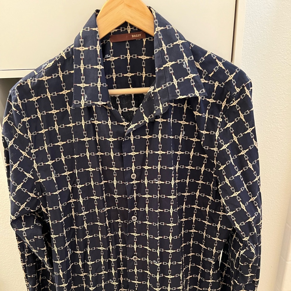 Bally Mens Blue Patterned Long Sleeve Shirt. (UK 42).